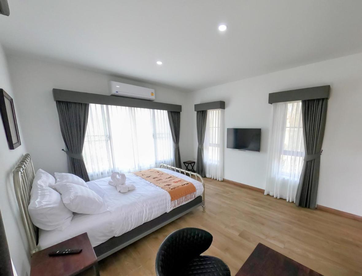 Isan Golf & Adventure Hotel Udon Thani Exterior photo